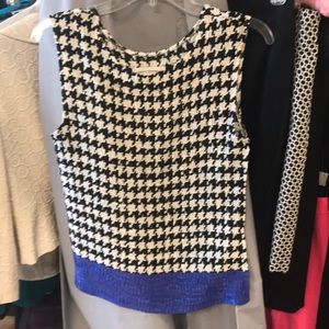 Houndstooth top